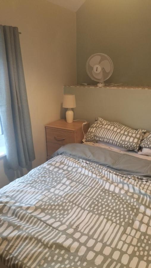 Accomadation Wrexham Esterno foto