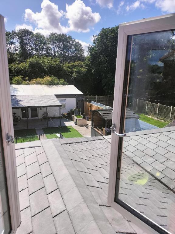 Accomadation Wrexham Esterno foto